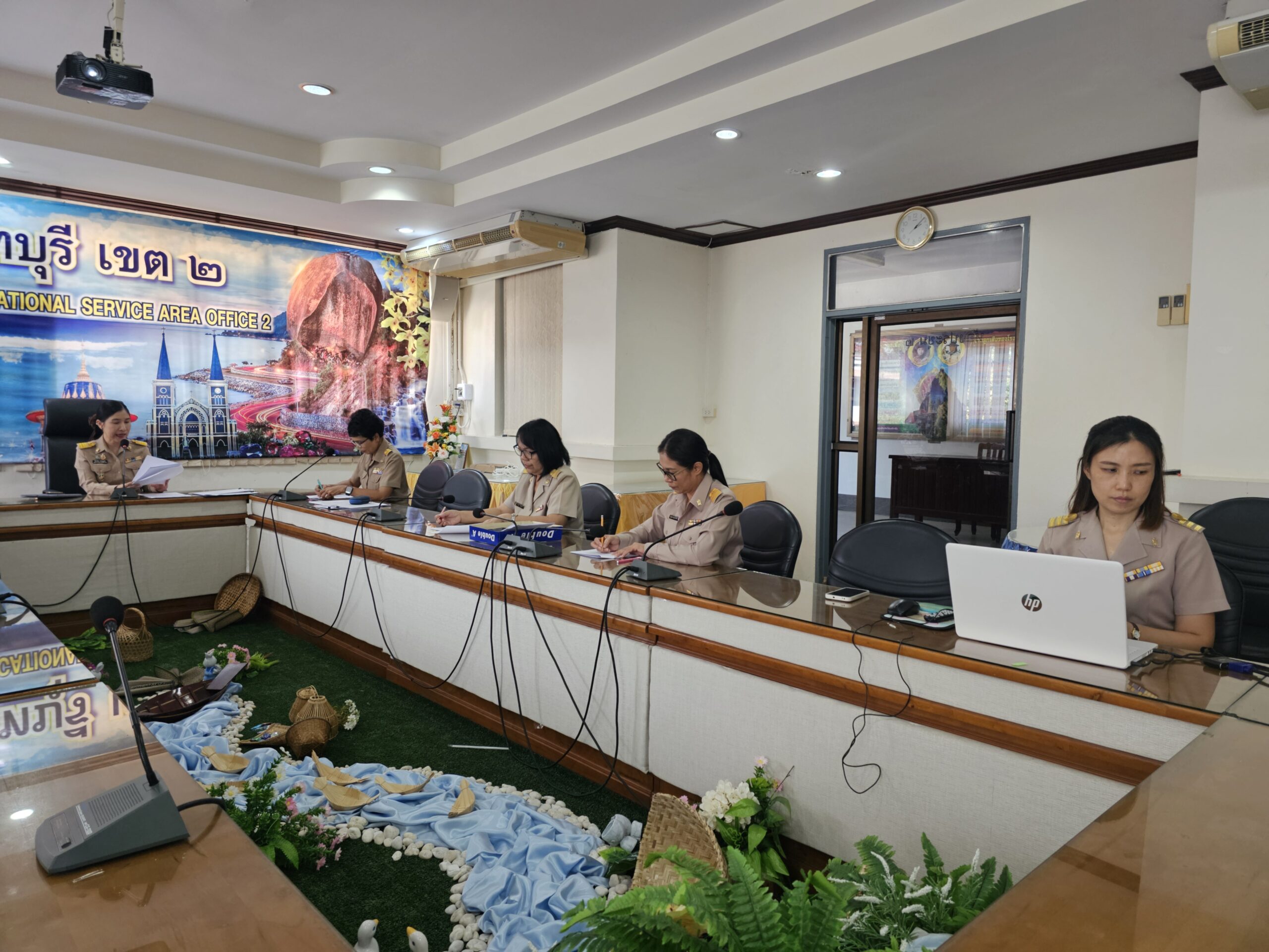 การประชุมพิจารณาคัดเลือกนักเรียนเพื่อรับทุนการศึกษาโครงการทุนเฉลิมราชกุมารี ระยะที่ 2 รุ่นที่ 9 ปีการศึกษา 2568
