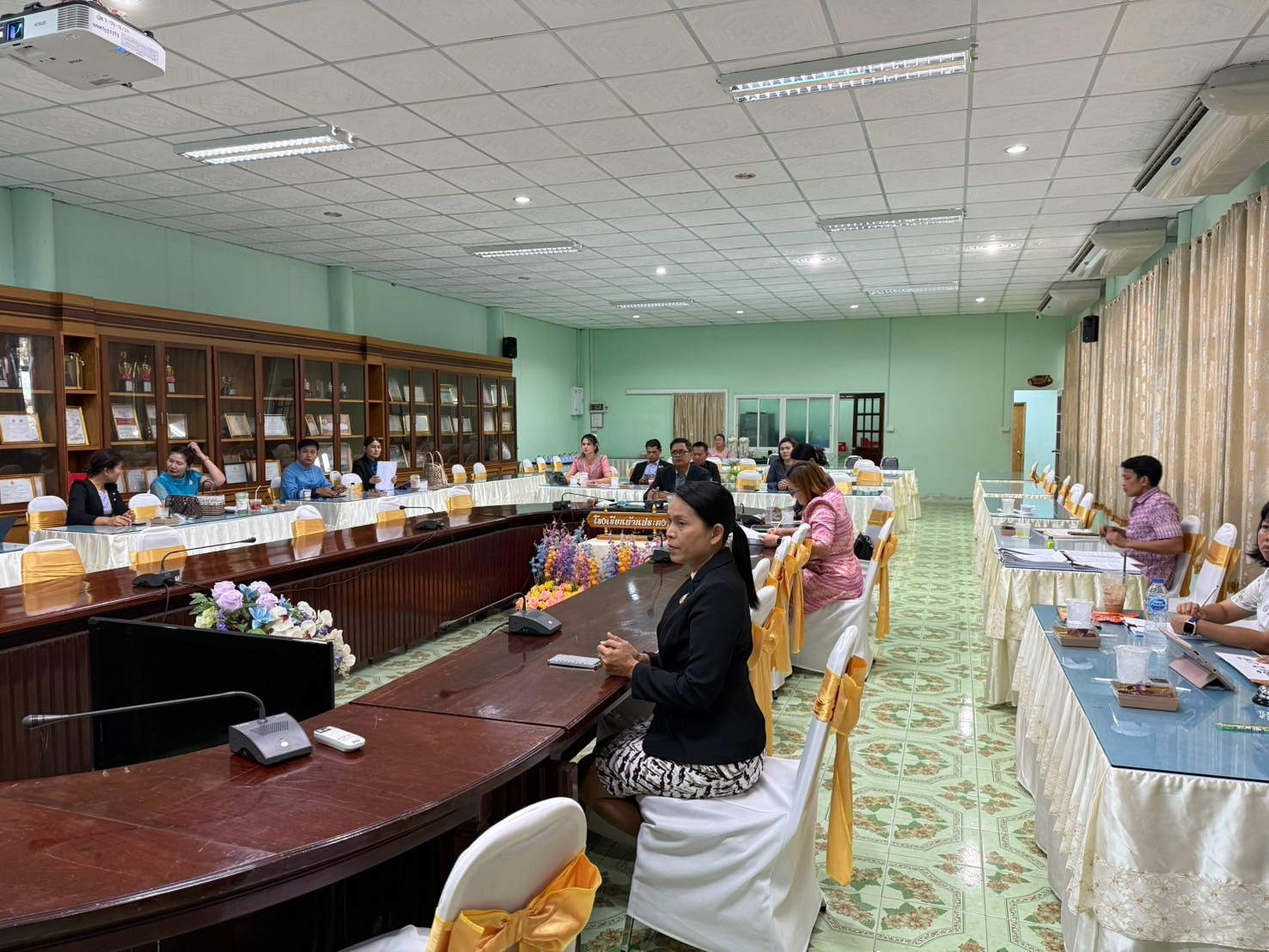 การติดตามเเละจัดเก็บข้อมูลผลการปฏิบัติงานของผู้อำนวยการสถานศึกษาเพื่อประกอบการพิจารณาเลื่อนเงินเดือนครั้งที่ 1 (1 เมษายน 2568)