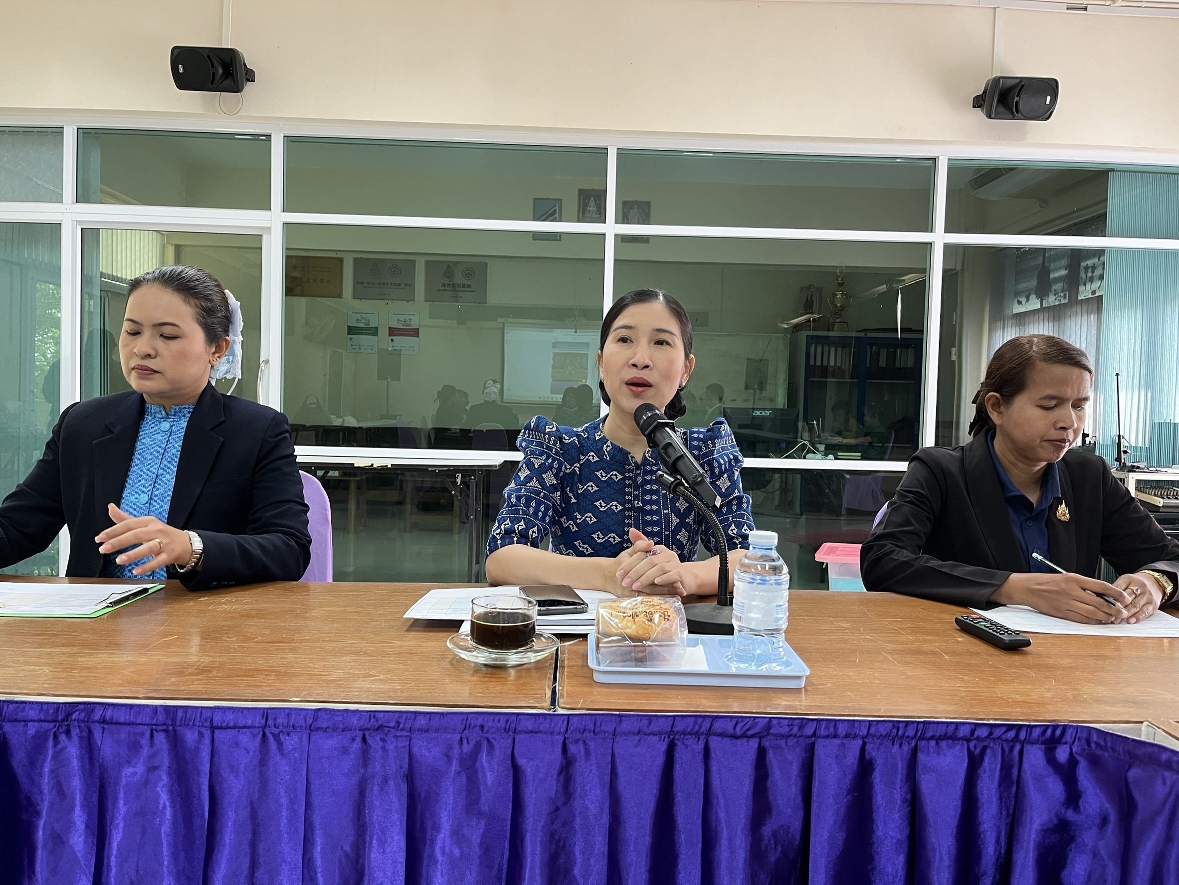 การติดตามเเละจัดเก็บข้อมูลผลการปฏิบัติงานของผู้อำนวยการสถานศึกษาเพื่อประกอบการพิจารณาเลื่อนเงินเดือน ครั้งที่ 1 (1 เมษายน 2568) (อำเภอเขาคิชฌกูฏ)